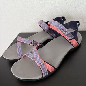 EUC TEVA Women's Verra Adjustable Strap Sandals